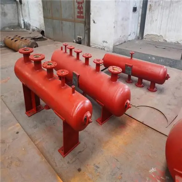 鹤城分集水器安装高度